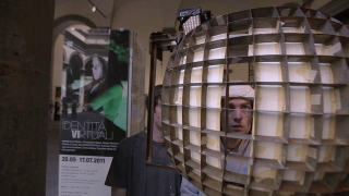 This Machine Lets Anyone Draw In Perfect Perspective